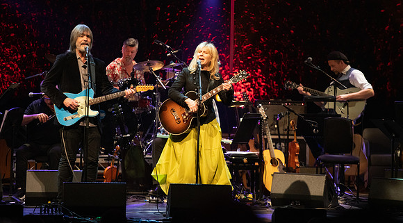 Glasgow Scotland. Larry Campbell, Teresa Williams