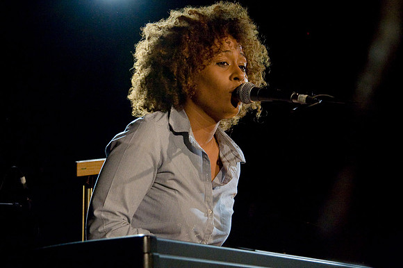 Emeli Sande Oran Mor 2007