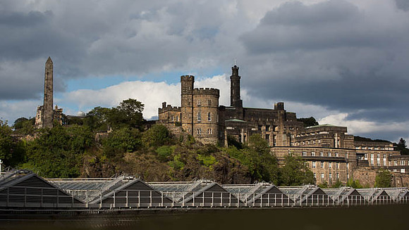 Edinburgh festival crowds