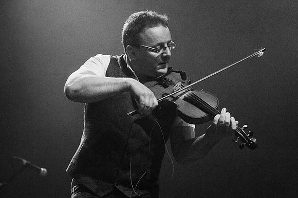 Angus Lyon