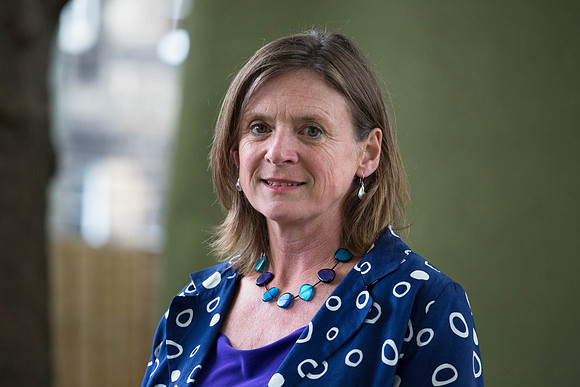 Linda Cracknell