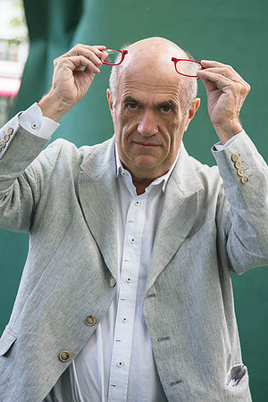 Colm Tóibín