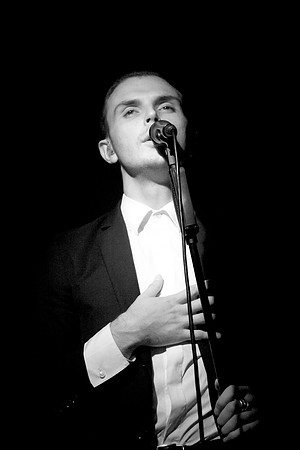 theo hutchcraft