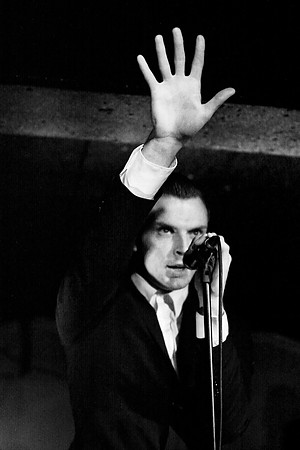 theo hutchcraft