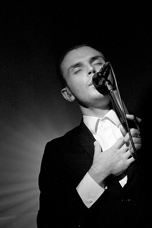 theo hutchcraft