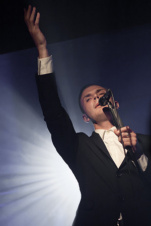 theo hutchcraft