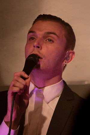 theo hutchcraft
