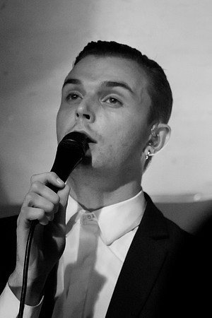 theo hutchcraft