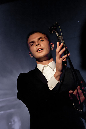 theo hutchcraft