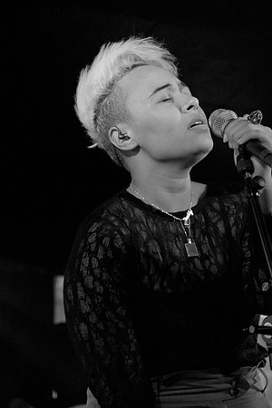 Emeli Sande King Tuts 2010