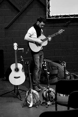 mat martin kirtsy mcgee live album shoot manchester