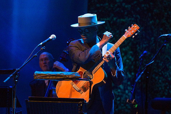 Eric Bibb