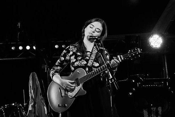 Siobhan Wilson Mugstock festival 2016