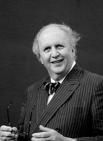 Alexander McCall Smith