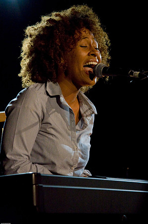 Emeli Sande Oran Mor 2007