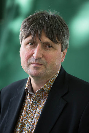Simon Armitage