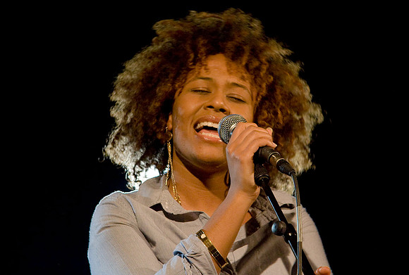 Emeli Sande Oran Mor 2007