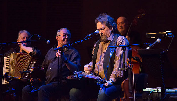 Jerry Douglas, Aly Bain, Phil Cunningham