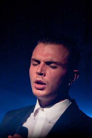 theo hutchcraft