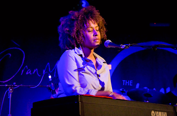 Emeli Sande Oran Mor 2007